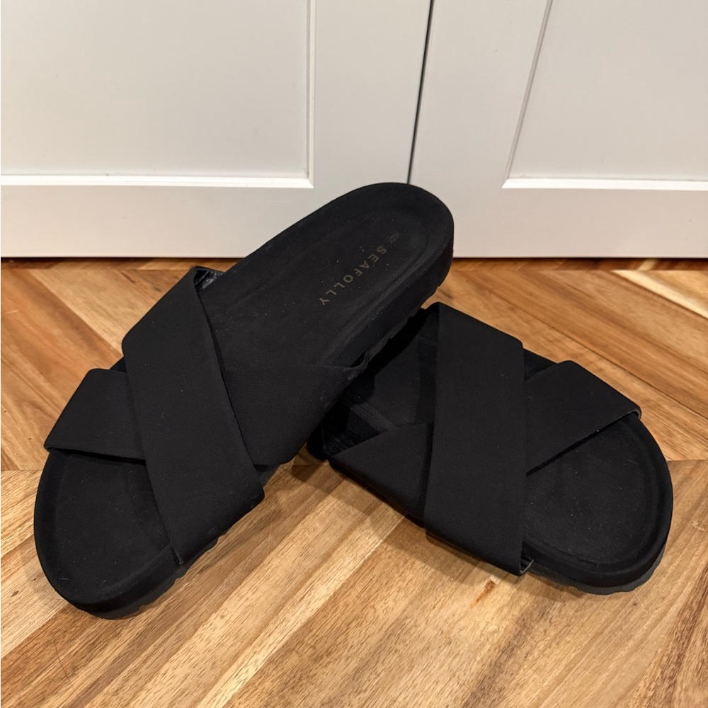 Seafolly Size 9 Black Canvas Slide Sandals worn once